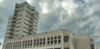 Un jaf de 2 milioane euro de la stat: femeia intra dupa gratii, barbatul ia cu suspendare Directia Regionala de Finante Iasi