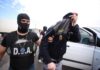 Vameşi şi poliţişti de frontieră, judecaţi pentru mită și trafic de influență! politist de frontiera retinut