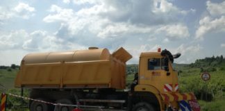 „Dorel” de la Eky Sam a spart de mai multe ori conducta de gaze de la Harlau utilaj Eky Sam