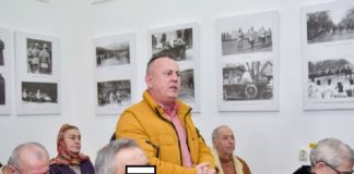 Grotesc! Primarul care a recunoscut  ca a facut sex cu doua minore aparat de alegatori