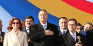 Iohannis si Orban huiduiti la Iasi de Ziua Unirii. Iesenii vor autostrada
