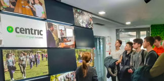 30 DE ELEVI DE LA LICEUL DE INFORMATICĂ, ÎN VIZITĂ LA COMPANIILE IT DIN UNITED BUSINESS CENTER PALAS