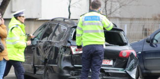 Accident in Dacia provocat de un tanar care a condus baut. Foto