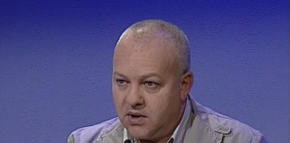 Medicul Hurmuzache de la Infectioase recunoaste ca taie frunze la caini Hurmuzache