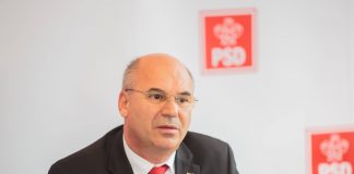 Baronul PSD Iasi vrea despagubiri de 500.000 euro pentru ca niste tineri au jucat fotbal pe ‘’terenul lui’’ Popa si PSD