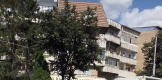 Barbat din Harlau jefuit de o femeie care i-a cerut mancare de pomana Harlau si Politia