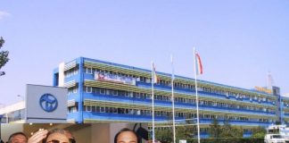 Popa, groparul Tehnoton SA cea mai mare fabrică de electronice din Moldova Ion Iliescu, Maricel Popa si Tehnoton