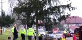 Ieșeanul bătut golănește, până la sânge de trei de polițiști despăgubit de IPJ. Agresorii au scăpat