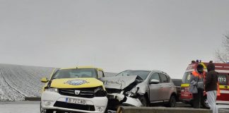 Accident cu trei victime la Lețcani, pe drumul european accident taxi Letcani