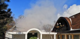 Incendiu la Restaurant Castel. A luat foc cortul de evenimente incendiu restaurant Castel