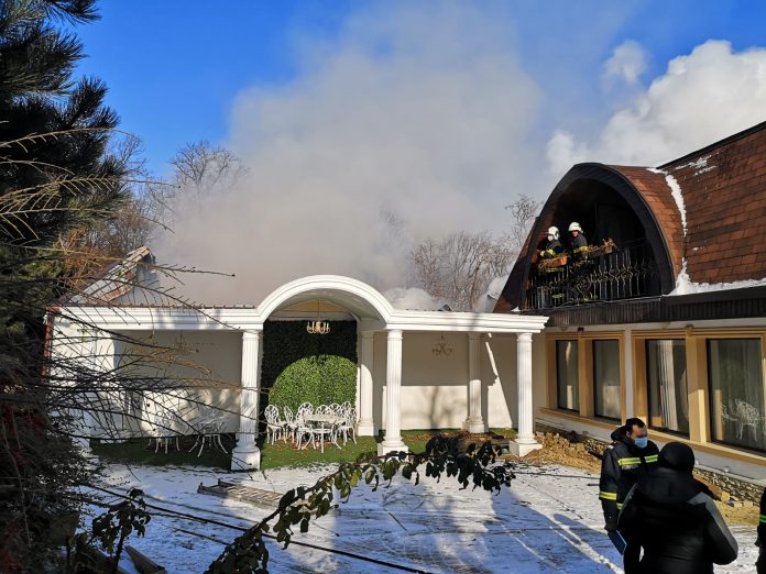 incendiu restaurant Castel