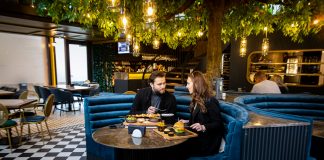 Valentine’s Day la Palas: „Love at first sight – Auto best deals”, cine romantice și premii pentru îndrăgostiți Valentine’s Day - Palas