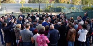 Ieșenii din Oancea  câstigă prima luptă impotriva dezvoltatorului care vrea sa ridice un monstru de 11 etaje pe spațiul verde protest Esplanada Oancea