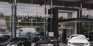 Un director de la Casa Auto a dispărut cu 4 mașini Mercedes. Pițigoi disperat să-și recupereze banii Casa Auto Iasi