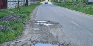 Asfaltul făcut de Brânză. Drumul care a costat 5 miliarde lei/km arată ca după război. Foto drum Tomesti-Holboca-
