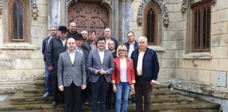 Războiul taberelor din PNL Iași, faza pe înjurături. Un consilier județean o insultă pe fostul ministru al Educației Alexandru Muraru, Costel Alexe si Ovidiu Pricope