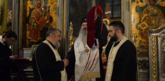 A murit unul dintre cei mai iubiți preoți din Iași. ‘’A fost întotdeauna un model’’ parintele Dumitru Nechifor - stanga