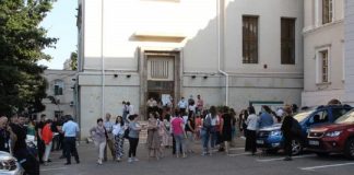 Procurorii cer arestarea studentului care a colectat șpăgile la UMF Iași studenti la UMF Iasi