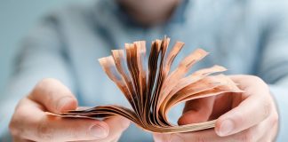 Nu e banc: un ieşean, obligat să plătească o mică avere după ce i-a murit calul! (EXCLUSIV) limite-bani