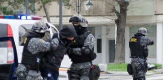 Escrocherie de milioane de euro desființată de DIICOT: 6 hectare în Iași vândute cu acte false descinderi DIICOT