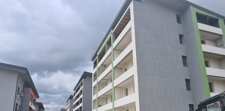 ISC a oprit un mare proiect imobiliar din Păcurari. Alunecările de teren au afectat blocurile Oscar Oscar Rainbow