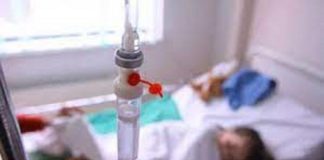 Intoxicație în masă la cantina școlii. Mai mulți copii au ajuns la spital copii intoxicati