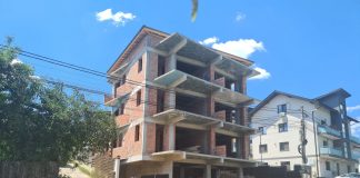 Prefectura anulează autorizația blocului ilegal din Rediu. Mafia Imobiliară cuibărită în fieful USR bloc Zlate Paul Daniel- bloc Rediu