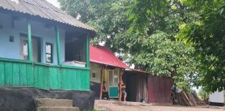 O femeie din Iaşi şi-a ucis soţul! Cuţitul, înfipt direct în inimă! GALERIE FOTO (EXCLUSIV) Cucuteni - rudele victimei Andries