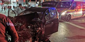 Accident cu 6 victime in Păcurari. O mașină s-a făcut zob. Galerie foto/video accident grav in Pacurari