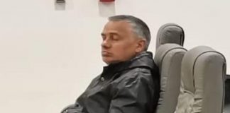 Petru Movilă contestă în continuare cuantumul pensiei de întreţinere pe care trebuie să o achite copilului făcut în afara mariajului! Petru Movila doarme