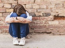 Grozăvie: Cinci handralăi au scăpat de pușcărie, după un viol de pomină! Al șaselea nu a fost la fel de norocos!