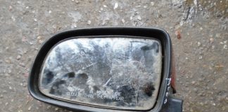 Caz bizar, la Iaşi! Şofer condamnat în urma unui accident rutier în care nu a fost implicat! (EXCLUSIV) Oglindă retrovizoare spartă