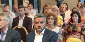 Primarul care ‘’lupta cu Mafia Imobilară’’ și-a intabulat două clădiri fără autorizație Ciprian Grosu-primar Rediu
