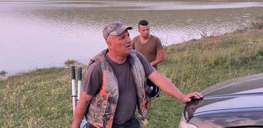 Fanel Mihaila si fiul sau Cristian prinsi in flagrant la braconaj - Belcesti