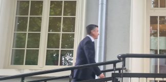 Cel mai mare dosar de corupție din Iași: Chirica, peste 40 de funcționari, oameni de afaceri și arhitecți trimiși în judecată ihai Chirica intra in sediul DIICOT Iasi