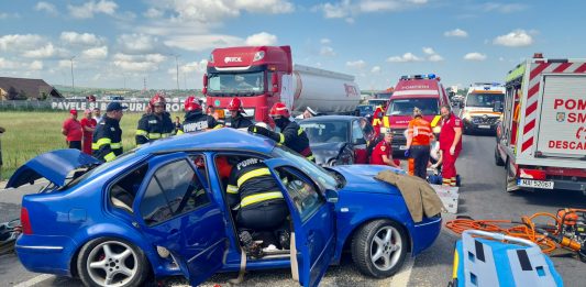 Accidentul cumplit de la Podu Iloaiei: şoferiţa cu permis „din prima”, judecată în urma impactului devastator!