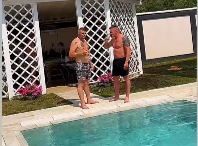 postare Marius Ciprian Crismaru zis Boris la piscina deschidere