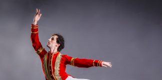 Un alt scandal la Opera din Iași! Celebrul balerin Vlad Mărculescu a dat din nou în judecată instituţia (EXCLUSIV) Vlad Marculescu