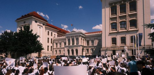 proteste UMF Iasi