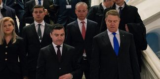 Chemați Ambulanța! Chirica a semnat în locul lui Iohannis un tratat cu Franța lui Macron Mihai Chirica si Iohannis