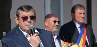 Jaf cu averea Bisericii și terenurile oamenilor. Primarul a  dat totul grofului PSD, Pantazi de la Pașcani Dumitru Pantazi si Constantin Lupu