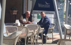 Florin Dumbrava si Florin Boca la terasa