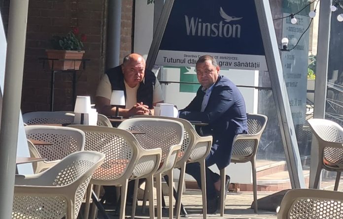 Florin Dumbrava si Florin Boca la terasa