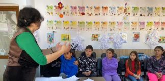 Activități meșteșugărești tradiționale pentru copiii din comunitatea romă din satul Zmeu, comuna Lungani Centru de zi comuna Lungani -activitati