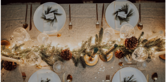 Cum să aranjezi masa de Crăciun în propriul tău apartament aranjamente de Crăciun