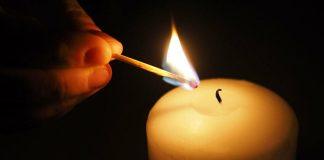 Bărbat condamnat la Iaşi după ce şi-a aprins o lumânare pentru a se ruga! (EXCLUSIV)