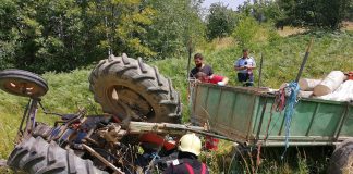 tractor-rasturnat