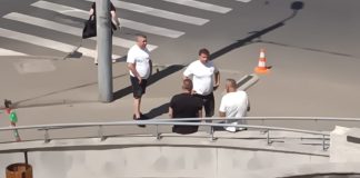 Video! Membrii clanului Corduneanu s-au încăierat în fața Tribunalului. Dezvoltatorul Niculiță audiat în dosar fratii Corduneanu in fata Tribunalului-