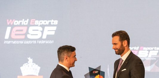 Chirica pe scena Esports