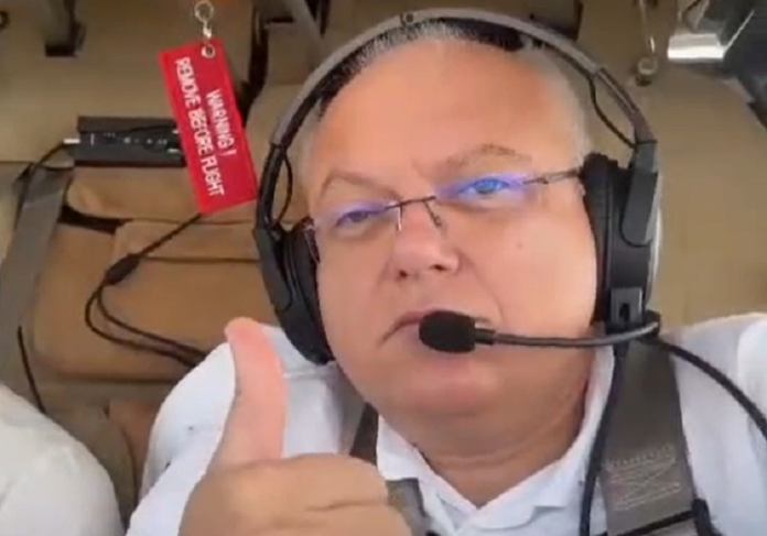 Marian Jan Chirită pilotează